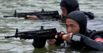 Trung Quốc khoe ‘Biệt đội Thuồng Luồng’ đột kích dưới biển