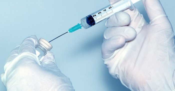 Áo dừng tiêm vắc xin AstraZeneca