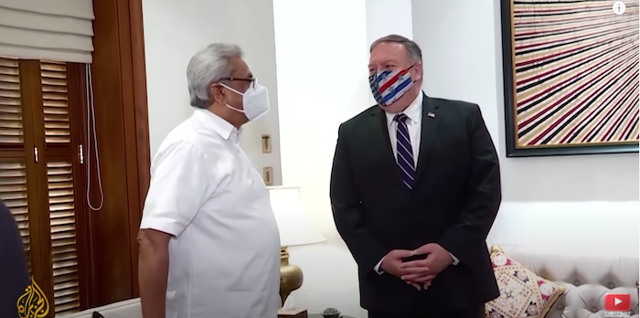 Ngoại trưởng Mỹ Mike Pompeo và Tổng thống Sri Lanka Gotabaya Rajapaksa trong chuyến thăm của ông Pompeo nhằm chống Trung Quốc