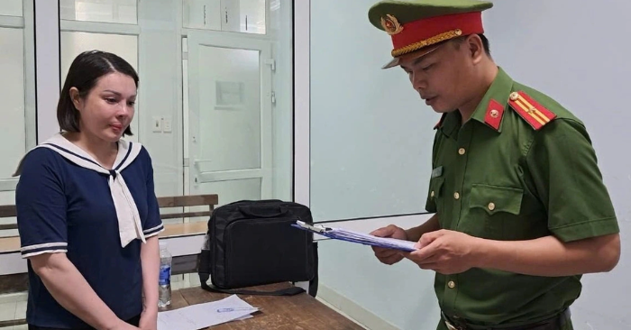 Phụ nữ cho vay lãi nặng hàng chục tỷ bị bắt