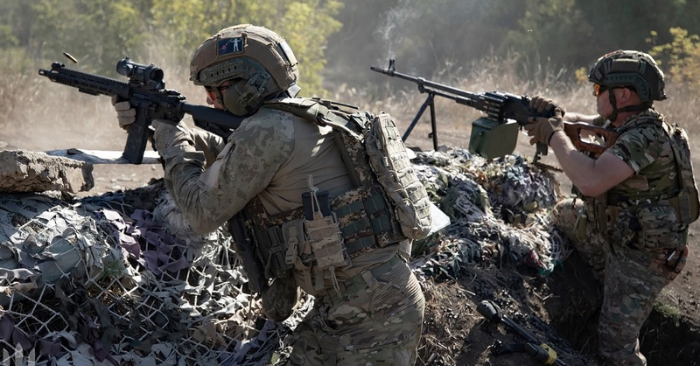 Ukraine phản công ở Dnipropetrovsk, Nga cảnh báo Mỹ về Tomahawk