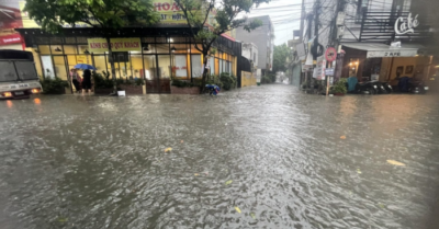 Mưa rât to tiếp tục bao trùm Trung Bộ và Tây Nguyên trong ngày 26/10